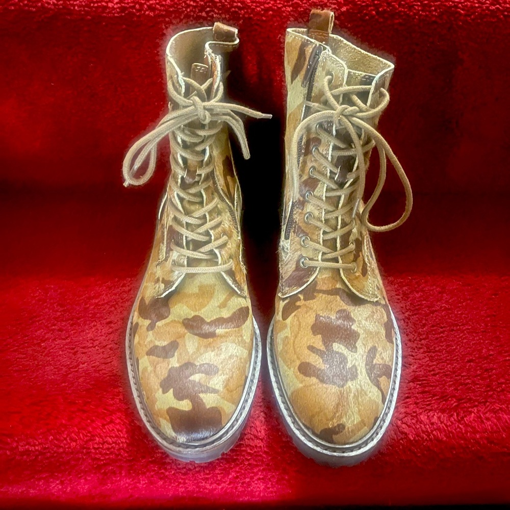 Lucky Brand Camouflage Boots Haircalf